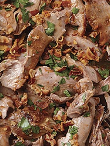 Pernas de Peru Assadas com Pancetta Crocante