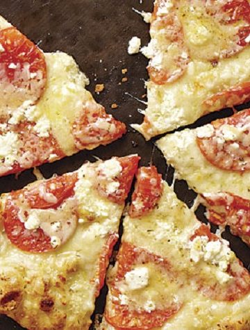 Pizza de Tomate Fresco e Alho